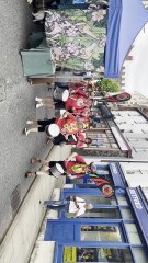 Band plays down High Street