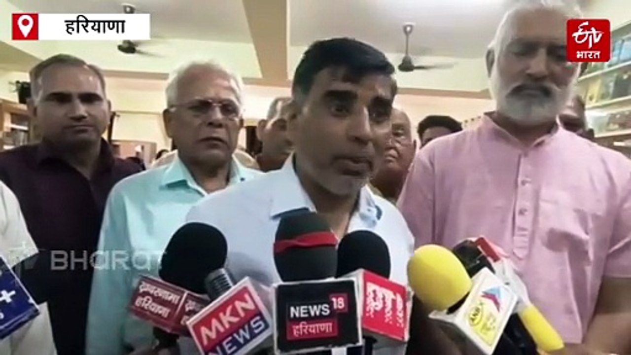 "हमारा दिमाग घुटनों में है लेकिन उनका दिमाग तो खोपड़ी में था फिर...", शिक्षा मंत्री महिपाल ढांडा का अभय चौटाला को करारा जवाब