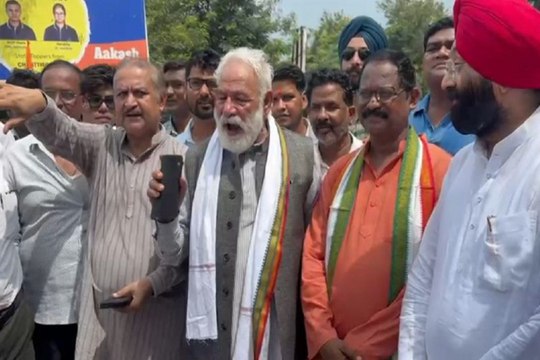 कांग्रेस की आर्थिक नाकेबंदी: जिलाध्यक्ष बोले- चैतन्य तो बहाना है, मोदी व शाह का भूपेश बघेल पर निशाना है