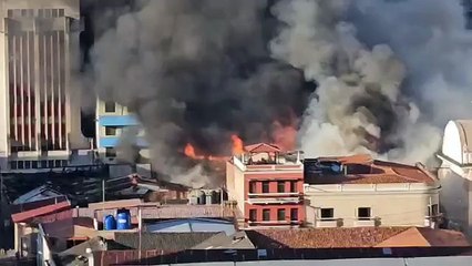 Se consume el casco histórico en el Centro de Tegucigalpa