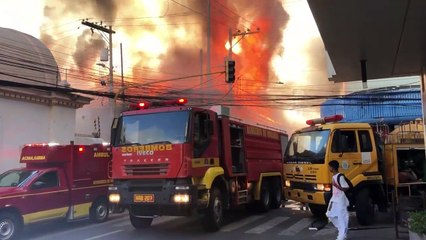 Se consume el casco histórico en el Centro de Tegucigalpa