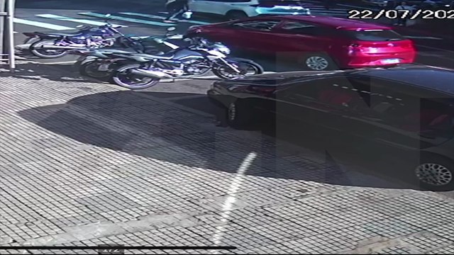 Jovem sofre ferimento na cabeça em grave atropelamento na Rua São Paulo