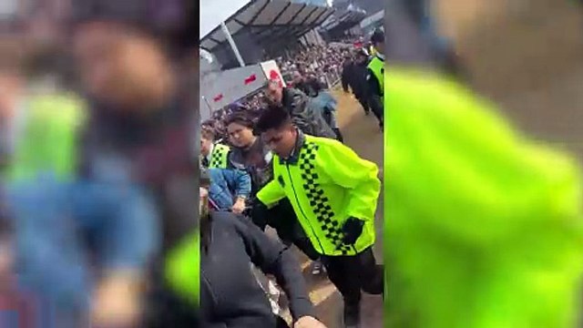 Activistas veganos se manifestaron y fueron escoltados por seguridad en la ExpoRural