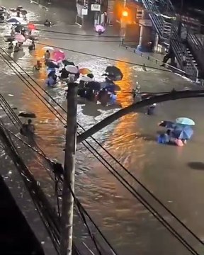 Severe Flooding Hits Valenzuela After Torrential Rain | Metro Manila Floods 2025 🌧️🌊