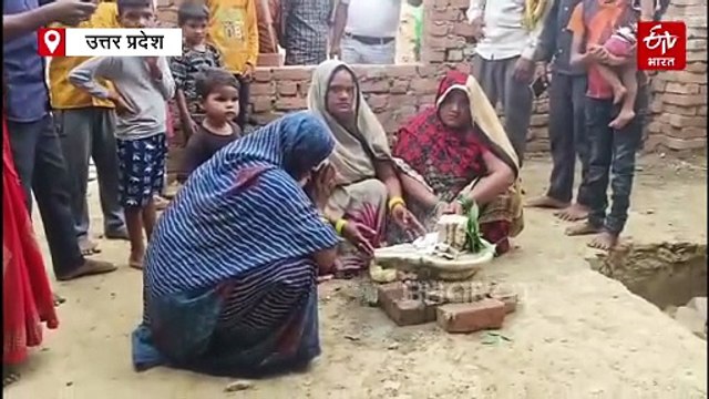 सावन में तालाब की खुदाई के दौरान यहां मिले प्राचीन पंचमुखी शिवलिंग, चमत्मकार मान ग्रामीण पूजा-अर्चना में जुटे