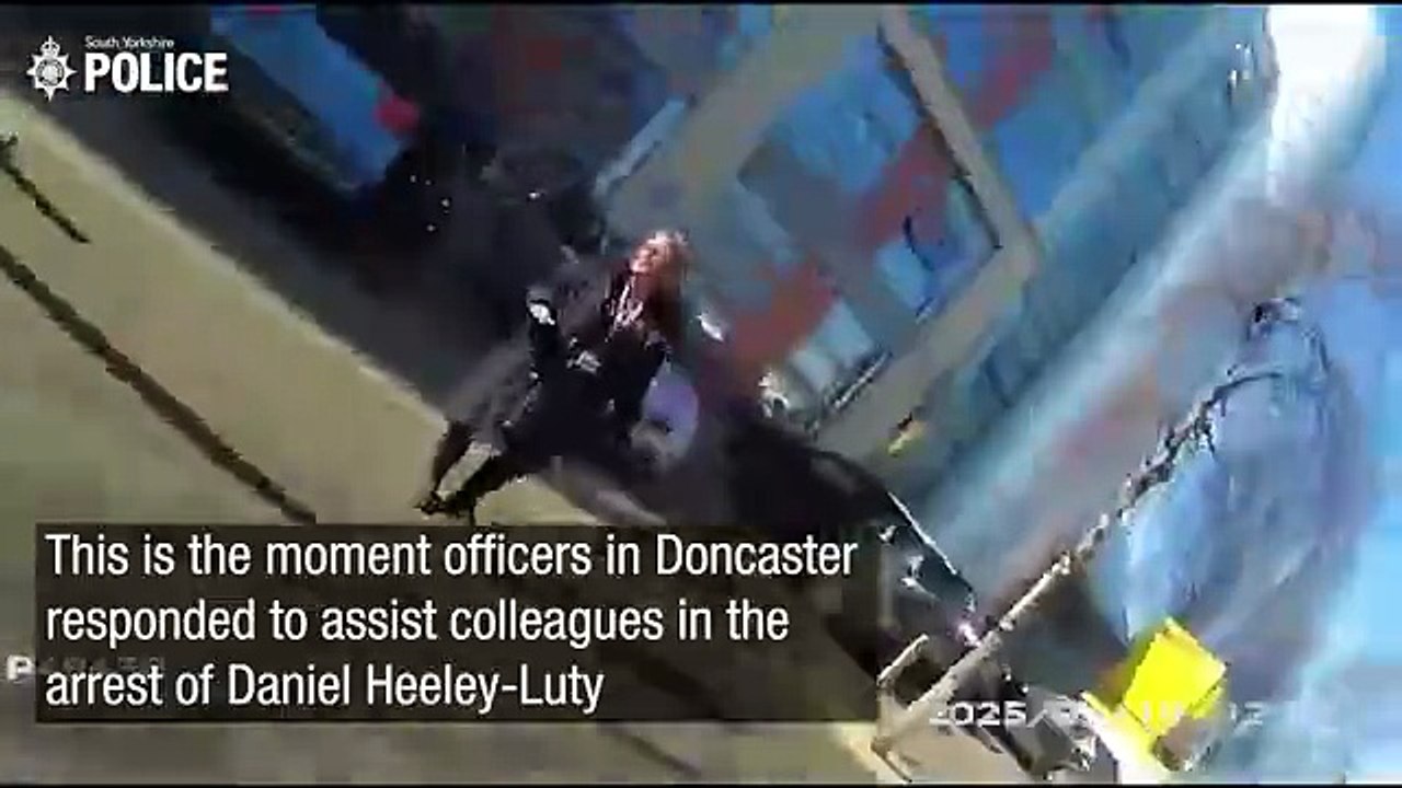 Moment officers arrest Doncaster man who made threats with knife ...