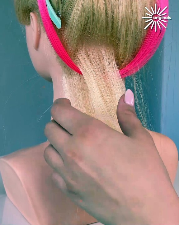 Braiding with a pop of pink 💖✨