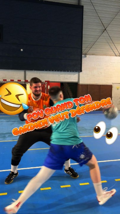 POV ton gardien veut défendre 👀😂 #Hand #Handball #Humour #Drole #Fun #Goal