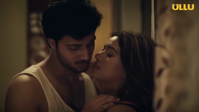 PEHLI DATE PR HUA SAB KUCH || || ULLU WEBSERIES|| DESI WEB SERIES || WEB SERIES || NDIAN BHABHI