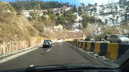 Family Trip to Murree 28 December 2023 snowfall