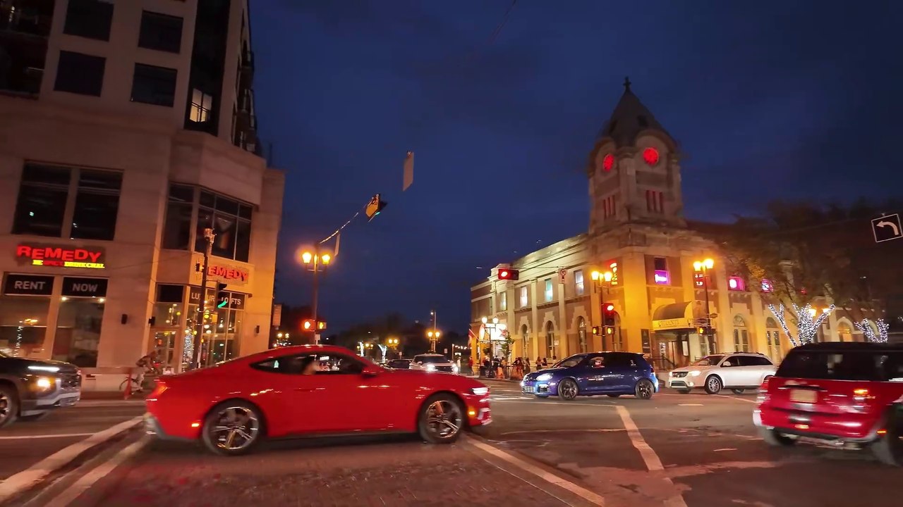 Edmonton, Canada Nightlife - Walk on Whyte Avenue at Night 🌃