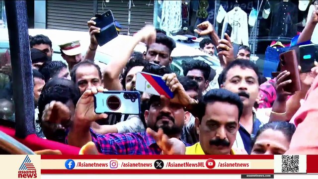വിപ്ലവ നായകനെ കാണാൻ കണ്ണീരോടെ ജനസാ​ഗരം; വിഎസിനെ കാത്ത് ആലപ്പുഴ