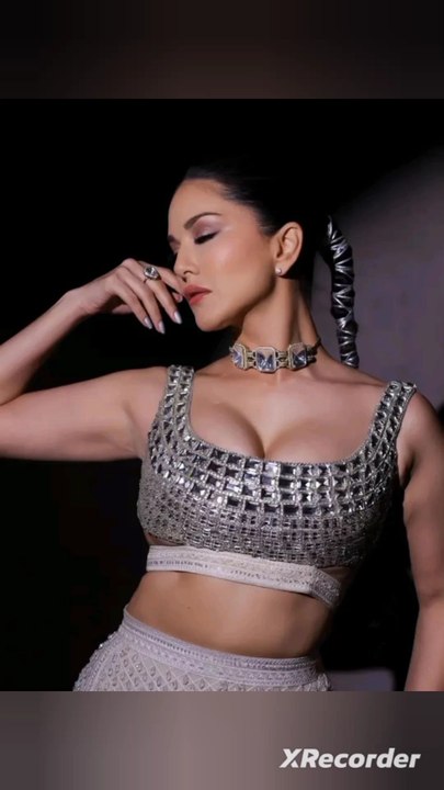 sunny Leone
