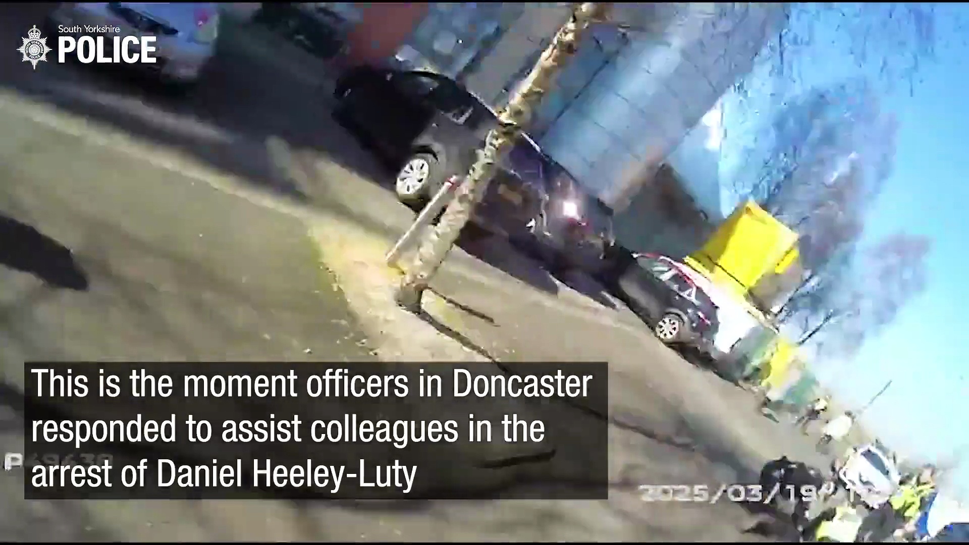 Watch Moment officers arrest man who made threats with knife outside Doncaster College