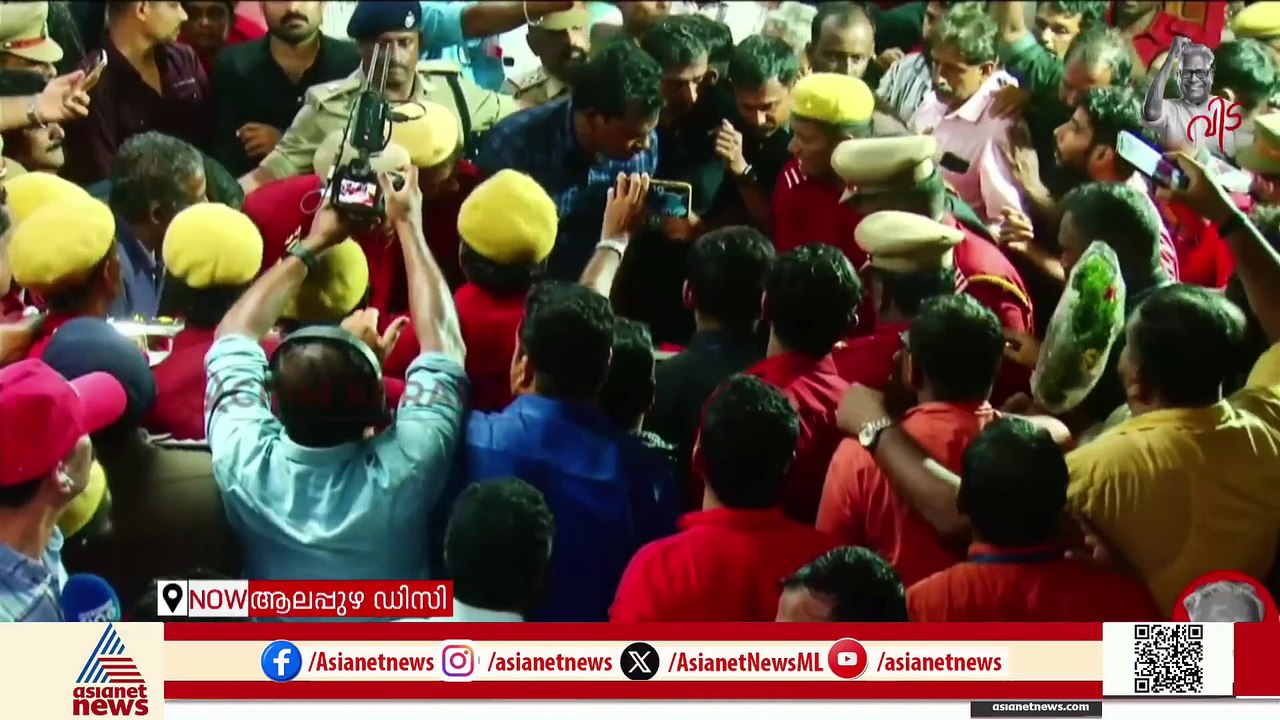 ബെസ്റ്റ് മലയാളി പുരസ്‌കാരം AK ആന്റണിയ്ക്ക് നൽകി...