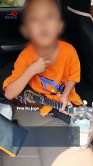 Viral! Bocah Ngamen Masuk Mobil dan Diduga Curi Uang Warga di Cikupa Tangerang, Ini Videonya