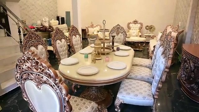 Luxury Italian Wooden Dining Table – Handcrafted Masterpiece by Royalzig