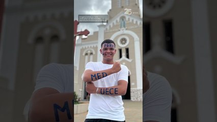 Jovem que viralizou ao se emocionar com aprovação para Medicina relembra momento: ‘Indescritível’