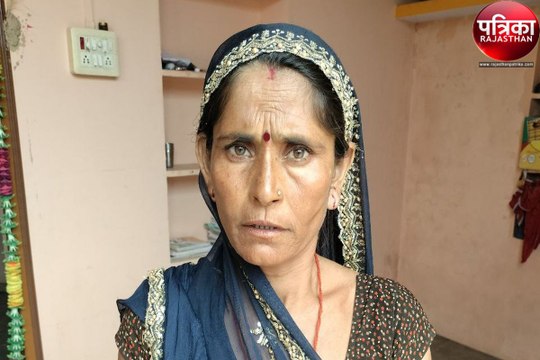 Pali News : घर में सो रही महिला से लूट: लुटेरों ने लाठी से धमकाकर छीने सोने के टोपस, पुलिस कर रही तलाश