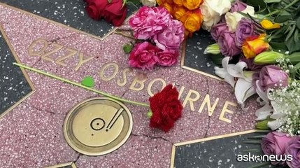 L'omaggio dei fan a Ozzy Osbourne, icona indomita del Rock