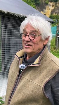 Comment éviter efficacement les poux rouges dans le poulailler ? Michel Audureau répond à nos questions ! 🐔Reportage intégral à retrouver sur notre chaîne YouTube ! 🧡