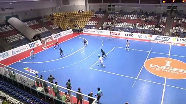 Jogando em casa, Umuarama Futsal vence o Marreco por 4 a 2 em jogo do Estadual