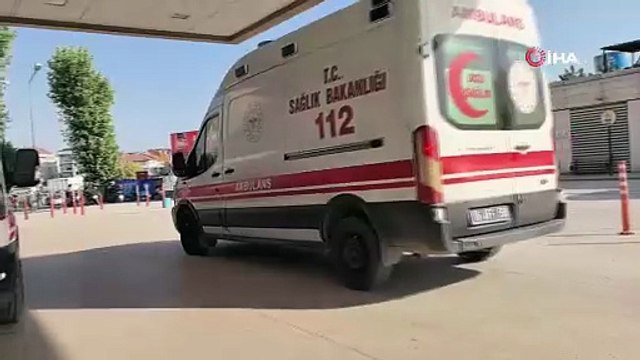 Fabrikanın çatısından düşen işçi ağır yaralandı