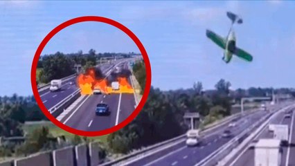 Momento en que una avioneta se estrella en plena carretera hoy 23 de julio 2025