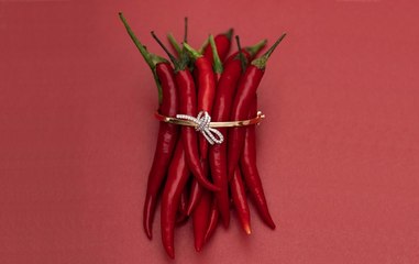 فاطمة علي الحوسني: المجوهرات عندي ليست للزينة فحسب بل لحفظ الذكريات ورواية القصص