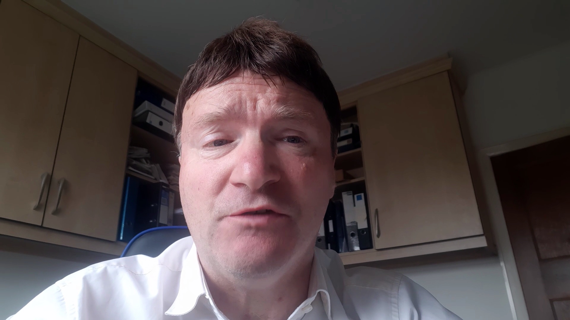 Lloyds Banking Group: Banking giant reveals higher-than-expected profit for first half of 2025