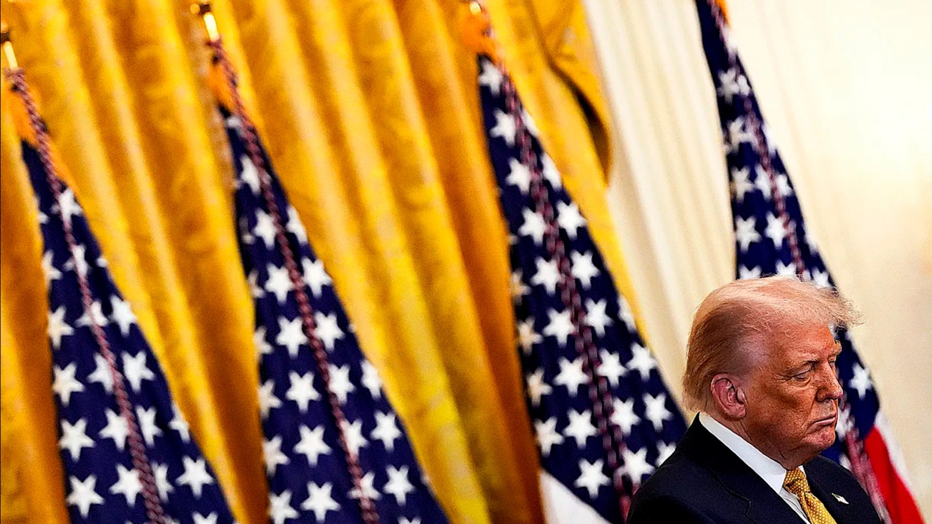 Donald Trump acus� de "traici�n" y de "hacer trampa en las elecciones" al ex presidente dem�crata Barack Obama con el aparente objetivo de desviar la atenci�n de la tormenta pol�tica que sacude al inquilino de la Casa Blanca por el caso Jeffrey Epstein.