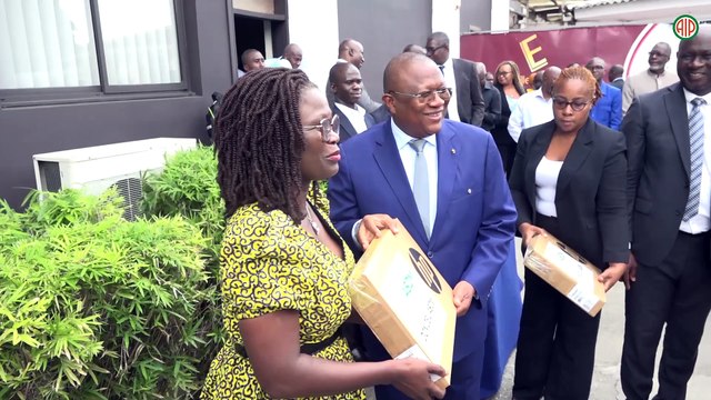 Les lauréats Ebony 2022-2023, MS-Médias et Edipress reçoivent du matériel roulant et informatique