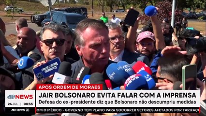 Jair Bolsonaro evita imprensa na chegada ao PL; Vilela e Trindade comentam