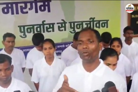 25 नक्सलियों का सरेंडर