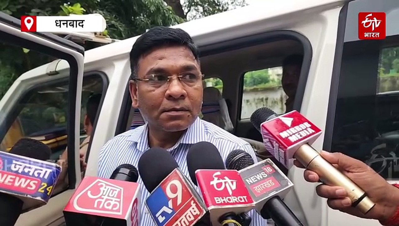 धनबाद में अवैध उत्खनन हादसा: NDRF ने शुरू किया रेस्क्यू कार्य, अवैध मुहाने की खुदाई शुरू