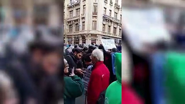 Los jubilados marcharon desde Congreso a Plaza de Mayo