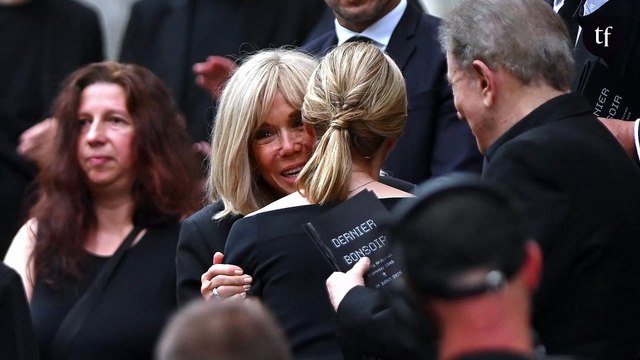 “C’est bien un homme !” : Victime de harcèlement transphobe, Brigitte Macron porte plainte avec Emmanuel Macron mais la haine et les fake news perdurent en ligne