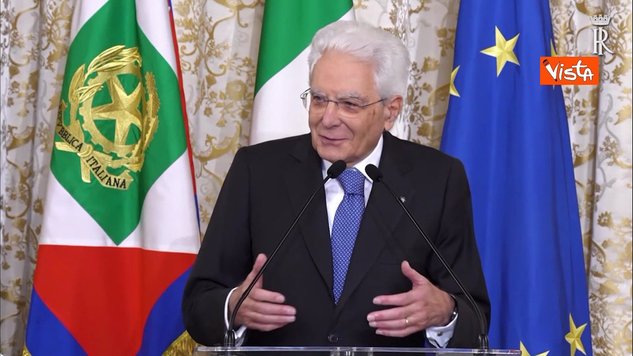 Mattarella a nazionale calcio femminile: Da pre...