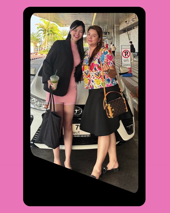 การ์ดรถ หนึ่งในใจคุณ รถเช่าอุดรธานี รุ่งโรจน์ คาร์เร้นท์