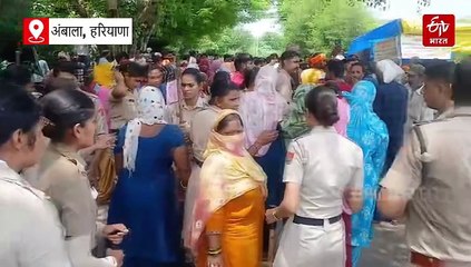 अंबाला कैंट में जमीन पर कब्जा लेने पहुंची कैंटोनमेंट बोर्ड टीम, माली परेड निवासियों ने जमकर किया विरोध