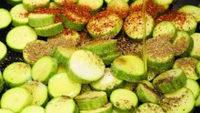 صينية لحمة مفرومة مع الكوسا 😋 ألذ طبق سريع وسهل صينية الكوسا باللحمة المفرومة وجبة عائلية تحفة مع رباح محمد 🔥