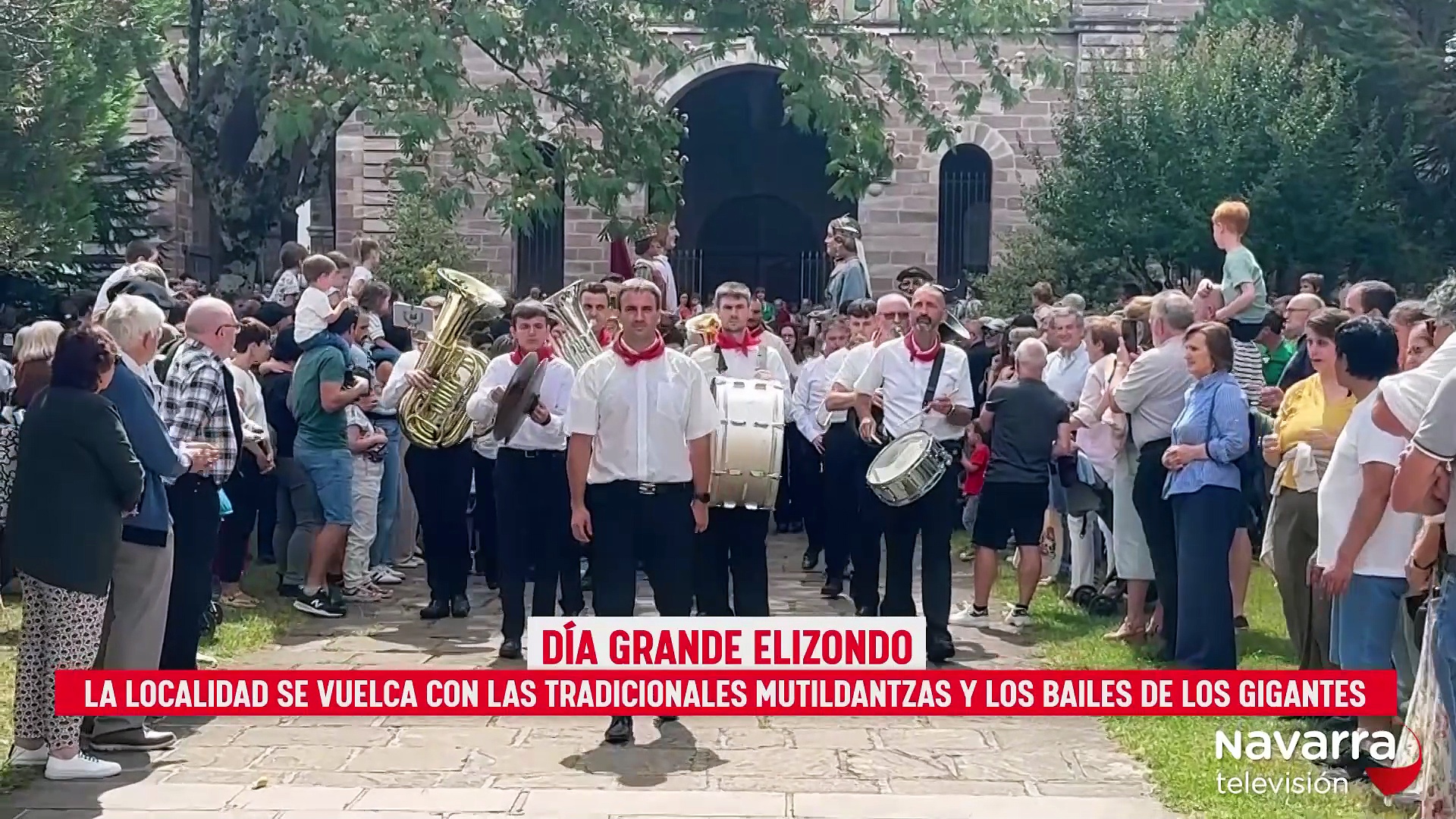 Los gigantes y la música mandan en el día grande de Elizondo