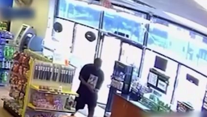 My Strange Arrest S03E01 Twerking and Wrestling