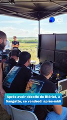 Franky Zapata dans sa traversée de la Manche en scooter volant