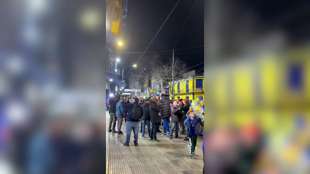 Los hinchas de Boca y un banderazo contra la dirigencia
