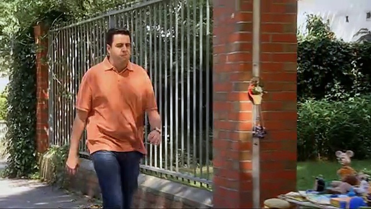 Pastewka S03E06-Der Tricorder