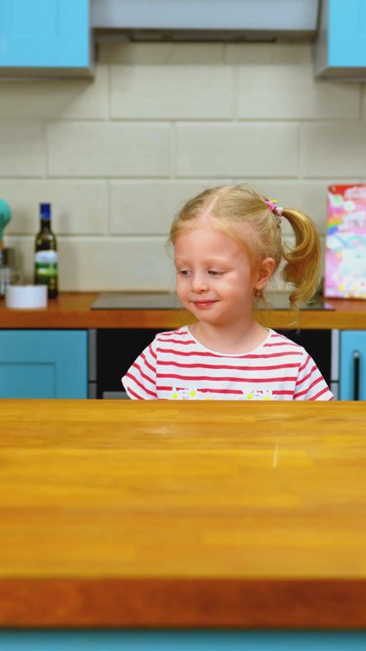 No More Messy Kids?! Try THIS Hack! 🙌😆 #parenting