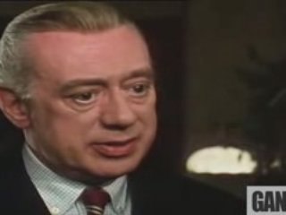 Parodie: Gilbert Montagnesh : "Les aventures de Derrick !"