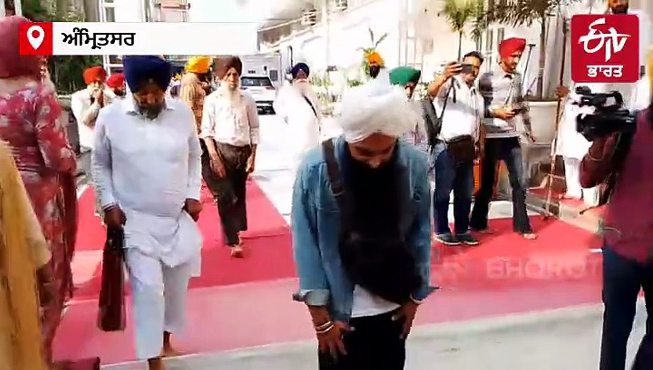ਸ੍ਰੀ ਅਕਾਲ ਤਖ਼ਤ ਸਾਹਿਬ ਪਹੁੰਚ ਗਾਇਕ ਬਾਰ ਸਿੰਘ ਨੇ ਮੰਗੀ ਮੁਆਫੀ, ਜਥੇਦਾਰ ਵੱਲੋਂ ਪੰਜਾਬ ਸਰਕਾਰ ਨੂੰ ਤਾੜਨਾ