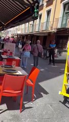 Caída de cascotes en la calle Calixto Fernández de la Torre